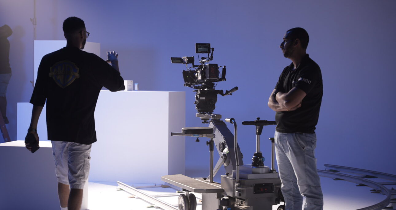 🎬 Behind the Lens